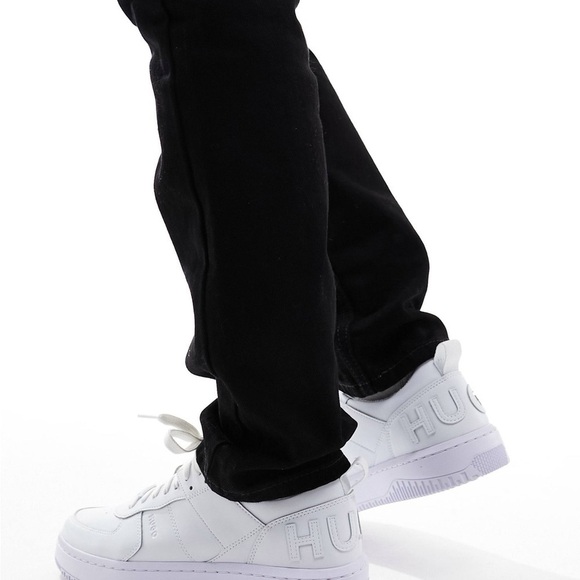 Hugo  • Men's White Leather Kilian Sneakers - Picture 8 of 8